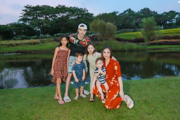 Stefan William dan Celine Evangelista