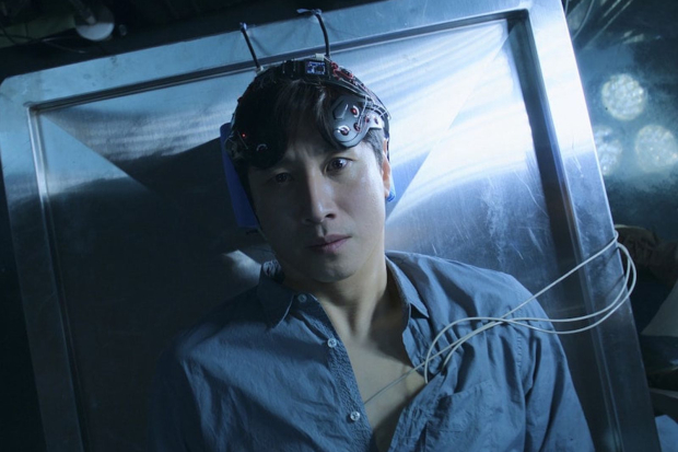 Lee Sun Kyun di drama Dr. Brain