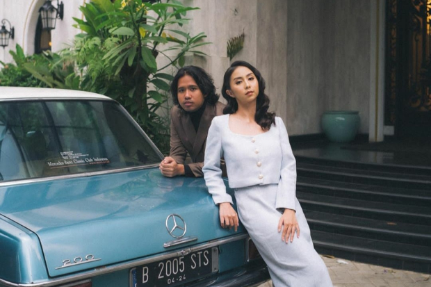 Joshua Suherman dan Clairine Clay