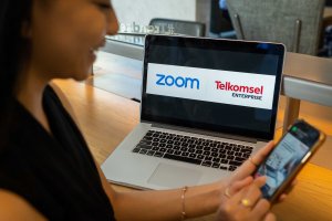 Telkomsel bekerja sama dengan Zoom