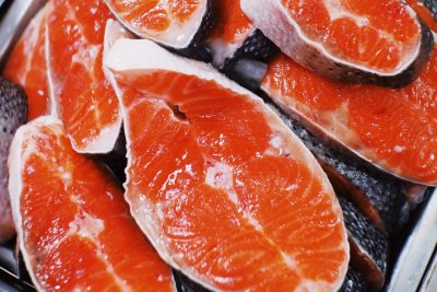8 Manfaat Ikan Salmon untuk Kesehatan Berdasarkan Studi - Lifestyle  Katadata.co.id