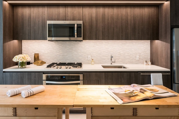 Putri Mako dan Kei Komuro