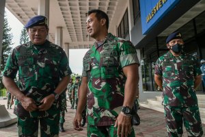 Kunjungan Panglima TNI di Mabes AL
