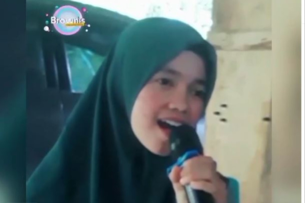 Ressa Bersuara Mirip Nike Ardilla