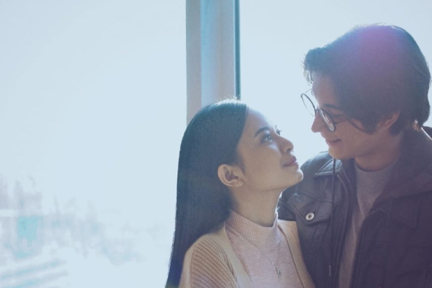 Hanggini dan Junior Roberts