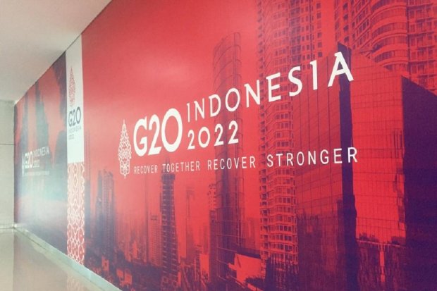 Logo G20 di Terminal 3 Bandara Soekarno Hatta, Tangerang, Rabu (8/12).