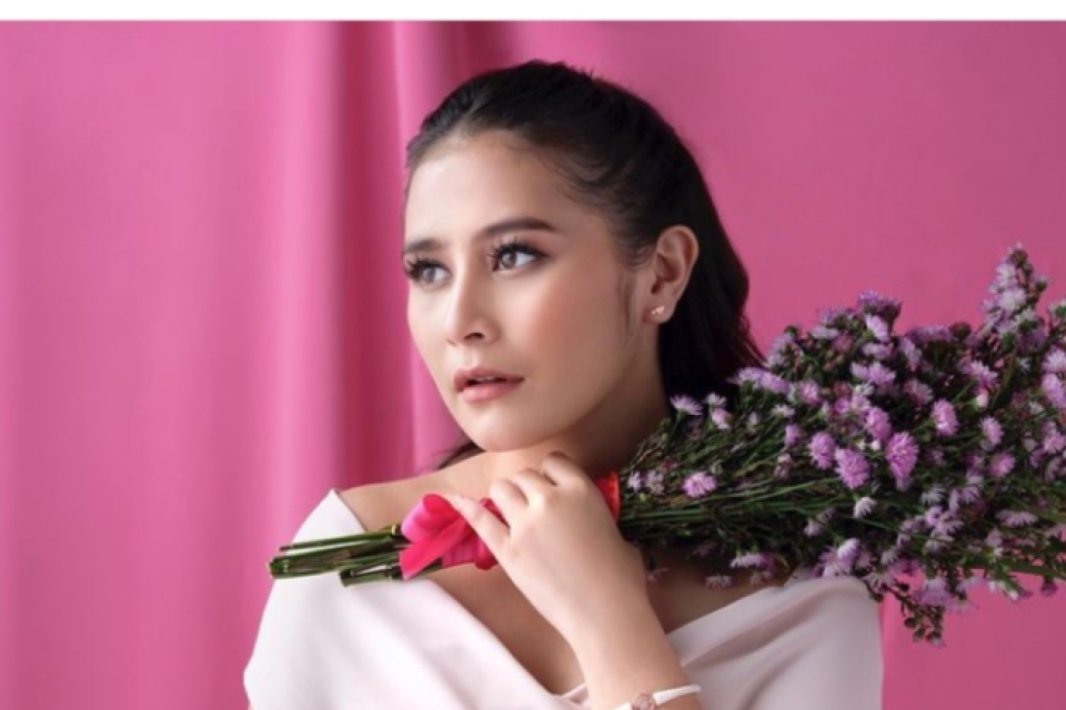 Prilly Latuconsina