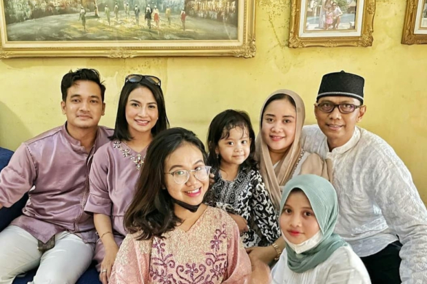 Keluarga Vanessa Angel