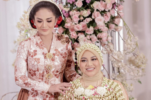 Krisdayanti dan Aurel Hermansyah