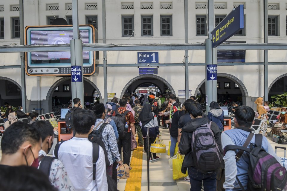 kereta api, kereta, Nataru, Natal, tahun baru