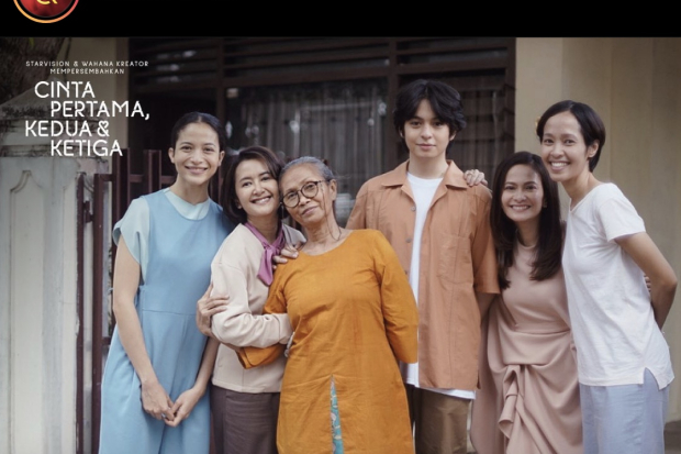 Film Cinta Pertama, Kedua, & Ketiga