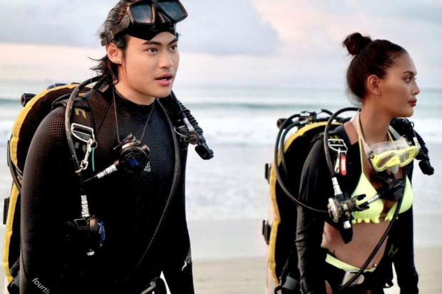 Mike Ethan dan Erika Carlina