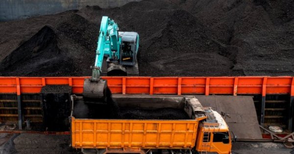  Tambang Batu Bara Black Diamond IPO, Incar Dana Rp 227 Miliar - Korporasi Katadata.co.id