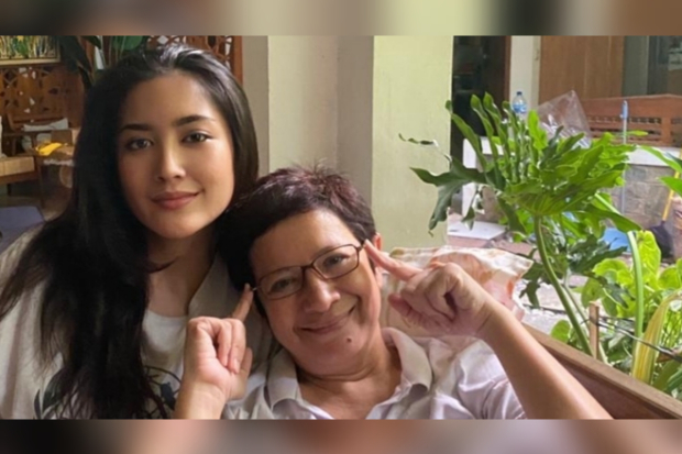 Maura Magnalia dan Nurul Arifin