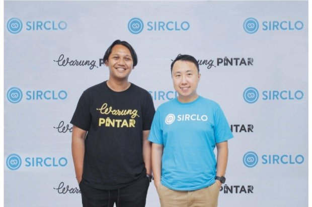 CEO Warung Pintar Agung Bezharie dan CEO Sirclo Group Brian Marshal