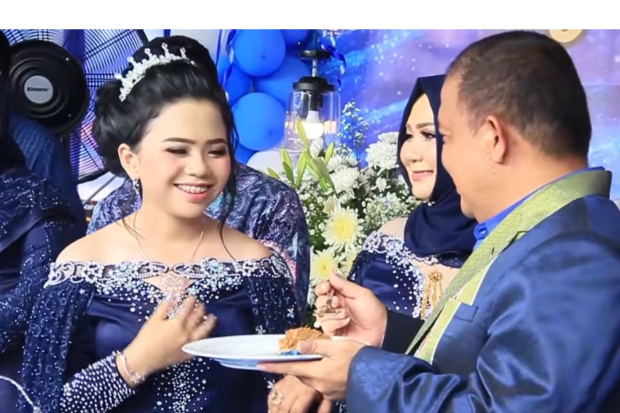 Ayu Jelita Br PA dan Terbit Rencana