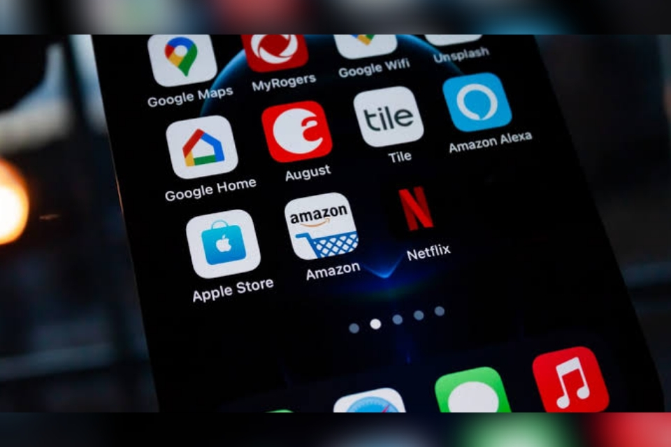 Raksasa Teknologi Dunia Mengumumkan PHK Massal di Awal 2025: Google, Microsoft, dan Lainnya