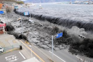 Tsunami Terbesar di Dunia
