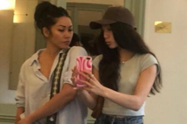 Anggun C Sasmi dan Putrinya