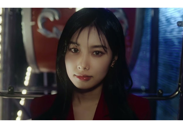 Kang Hyewon eks IZ*ONE di MV lagu WINNER - Ravi VIXX
