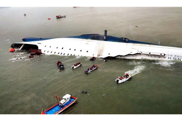 Tragedi tenggelamnya kapal Sewol tahun 2014