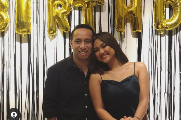 Dennis Talakua dan Marion Jola