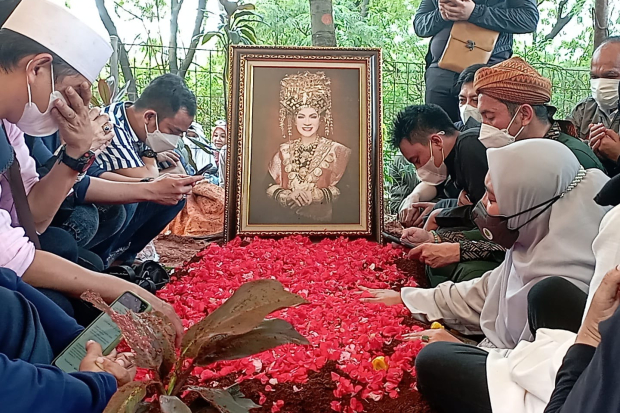 Makam Dorce Gamalama