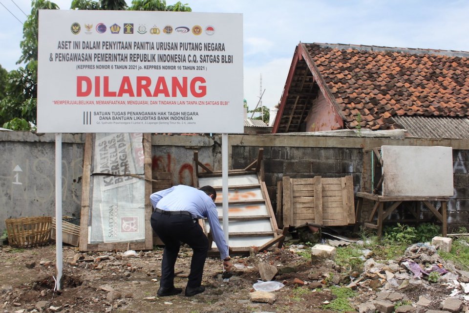 Satgas BLBI kembali menyita aset milik obligor Kaharudin Ongko berupa tanah seluas 31.530 meter persegi yang terletak di Jalan Jagir Wonokromo, Kel. Jagir, Kec. Wonokromo, Kota Surabaya pada Rabu (23/2).