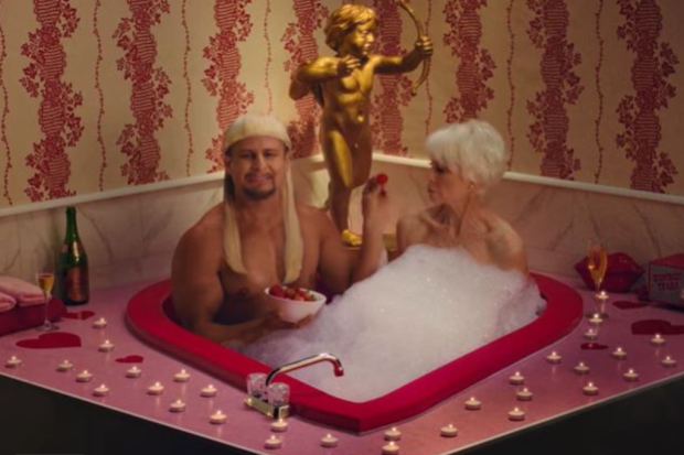 Lirik Lagu Swing and A Miss