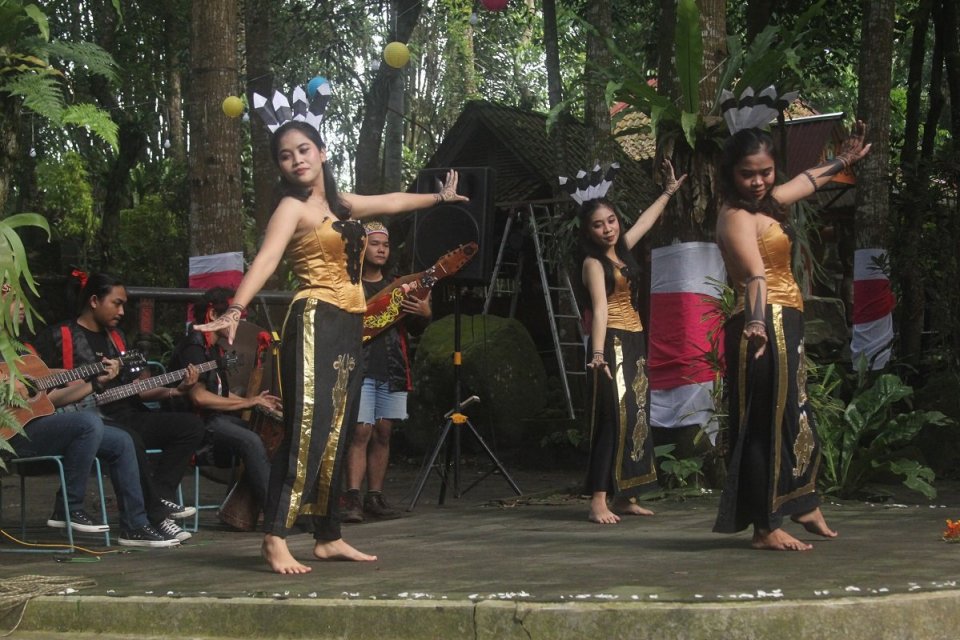 Mengenal Pakat Dayak USD, Komunitas Seni Dayak di Yogyakarta
