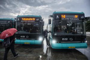 INAGURASI BUS LISRIK TRANSJAKARTA