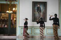 LATIHAN TARI PENGANGKATAN RAJA MANGKUNEGARAN