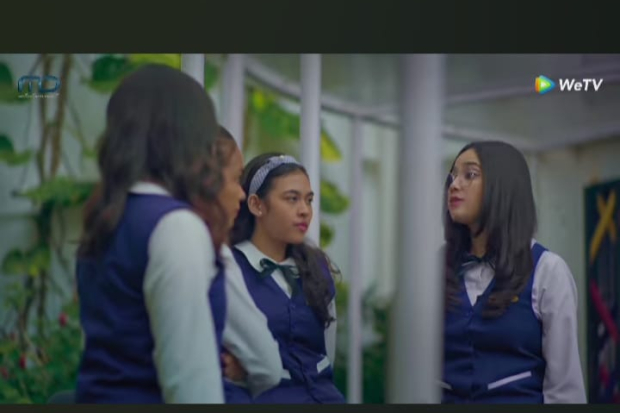 17 Selamanya