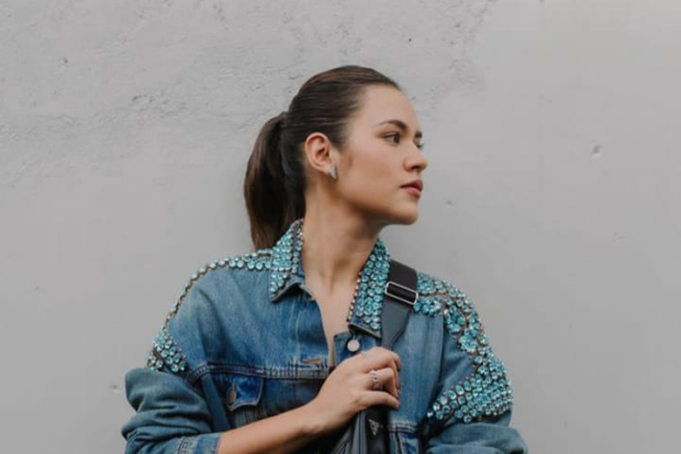 Lirik Lagu Cinta Sederhana