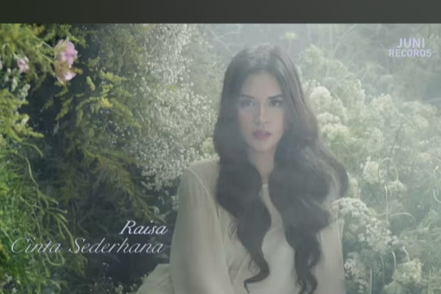 Lirik Lagu Cinta Sederhana