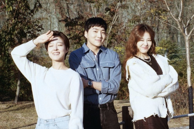 Lee Joo Myung bersama Seungyoon WINNER dan Lee Se Young di drama Kairos