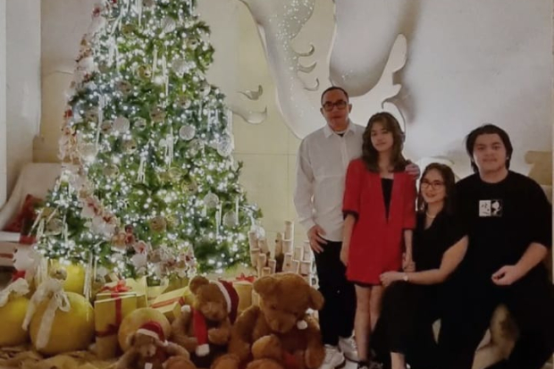 Novita Angie dan Sapto Haryo Rajasa