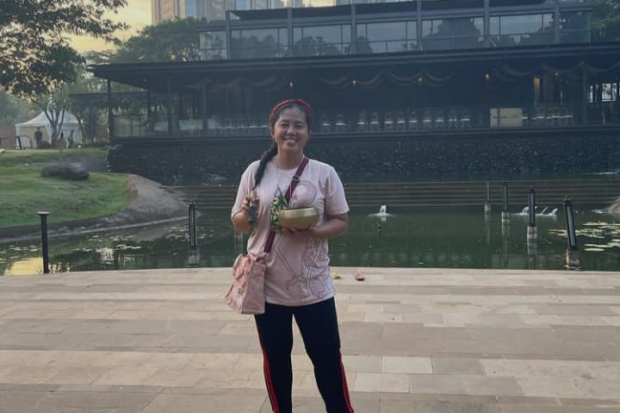 Rara Pawang Hujan