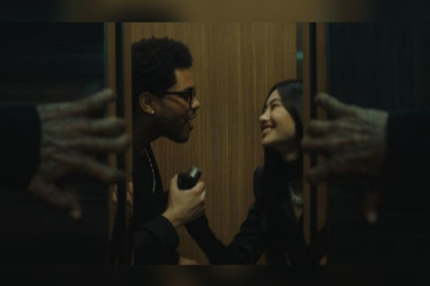 The Weeknd dan Jung Ho Yeon di MV Out of Time