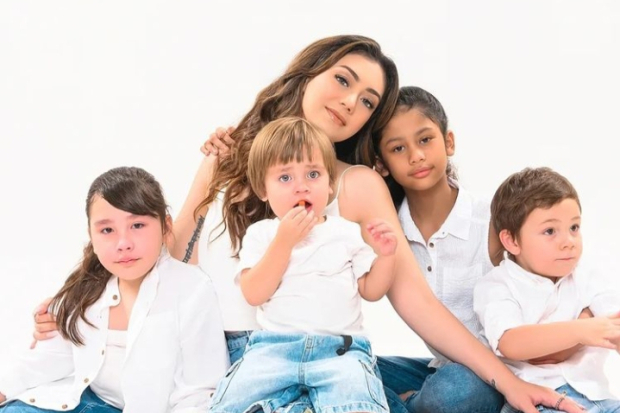 Keluarga Celine Evangelista