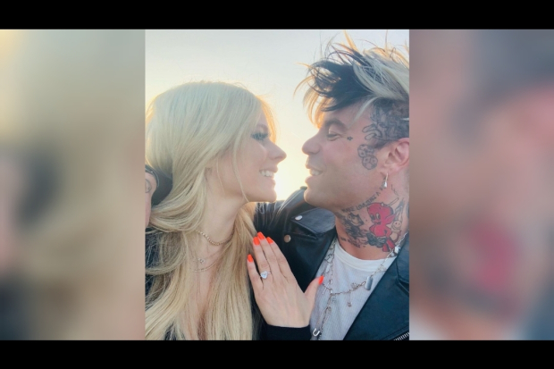 Avril Lavigne dan Mod Sun