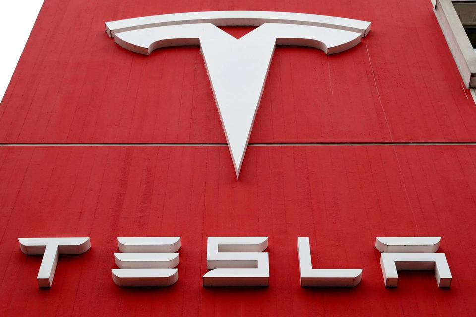 Pemerintah Nego Tesla Bangun Pabrik, Siap Bebaskan Bea Masuk CBU