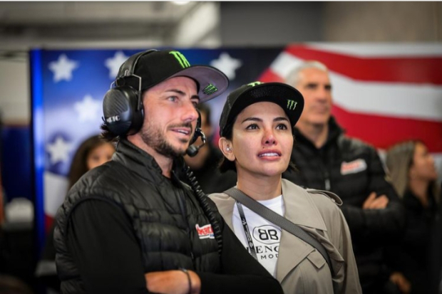 John Hopkins dan Nikita Morzani