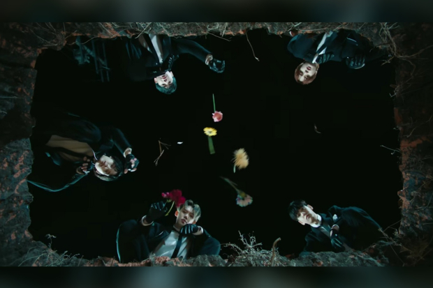 Lirik Lagu Good Boy Gone Bad - TXT