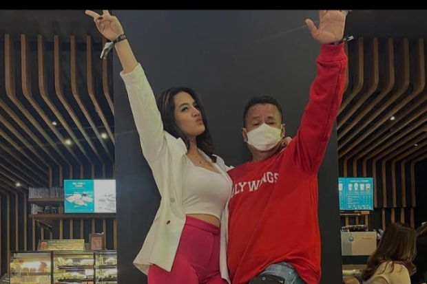 Hotman Paris Hutapea dan Iqlima Kim