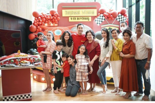 Keluarga Sandra Dewi