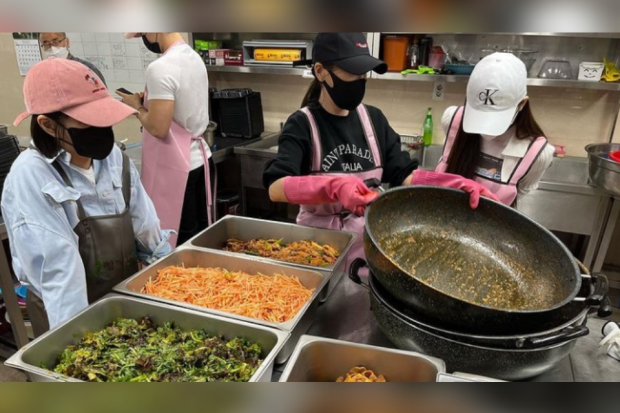 Song Ji A, Kang Ye Won, Jiyeon