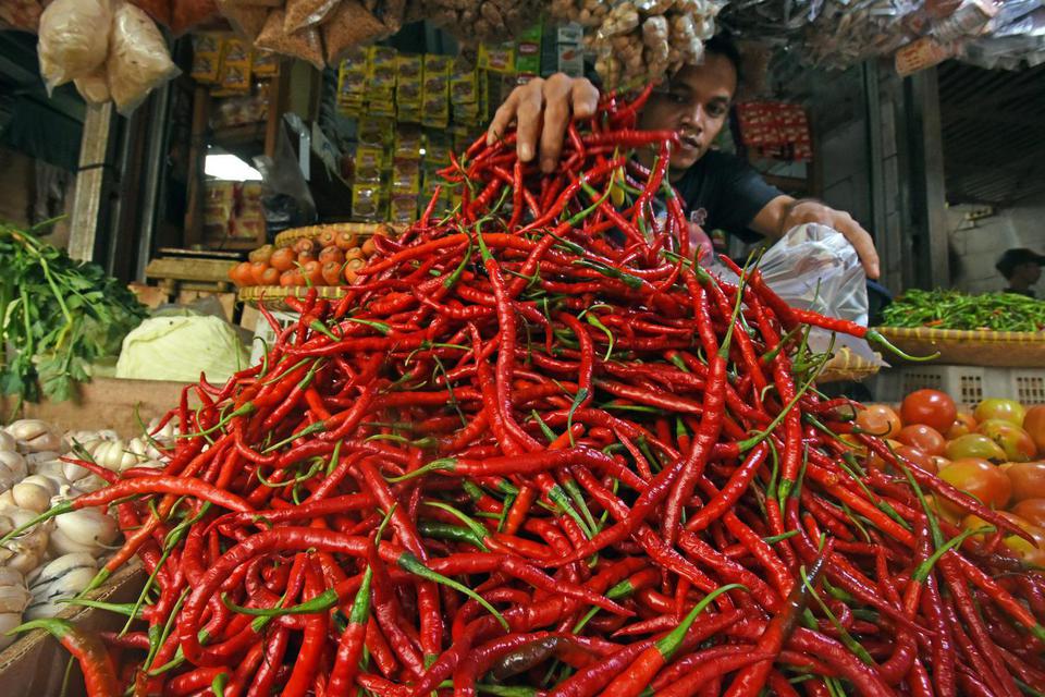 Cabai Merah hingga Rokok Kretek Diprediksi Dongkrak Inflasi Juni