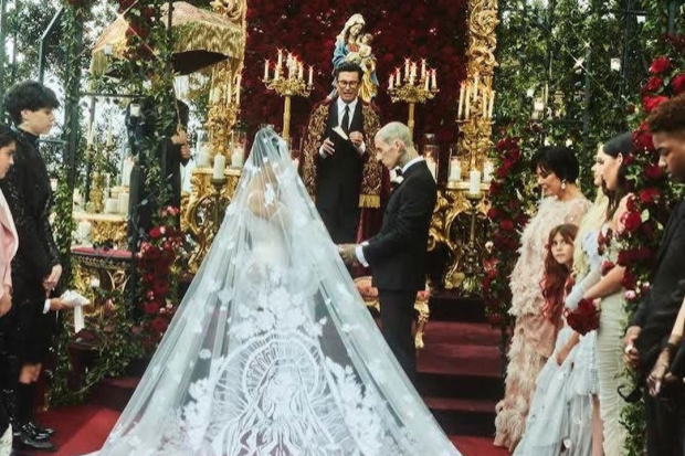 Kourtney Kardashian dan Travis Barker