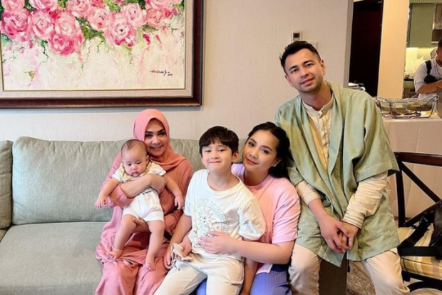 Mama Rieta, Nagita Slavina dan Raffi Ahmad